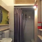 公寓 Charming House With Private Dock On *