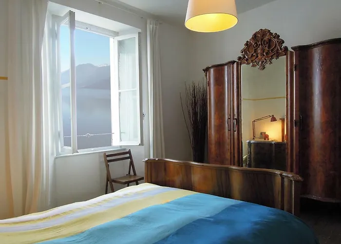 Apartment Charming House With Private Dock On Argegno